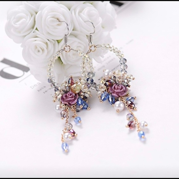 FASHIONABLE EARRINGS CLOSET CLEARANCE-PRICE FIRM - Picture 6 of 6